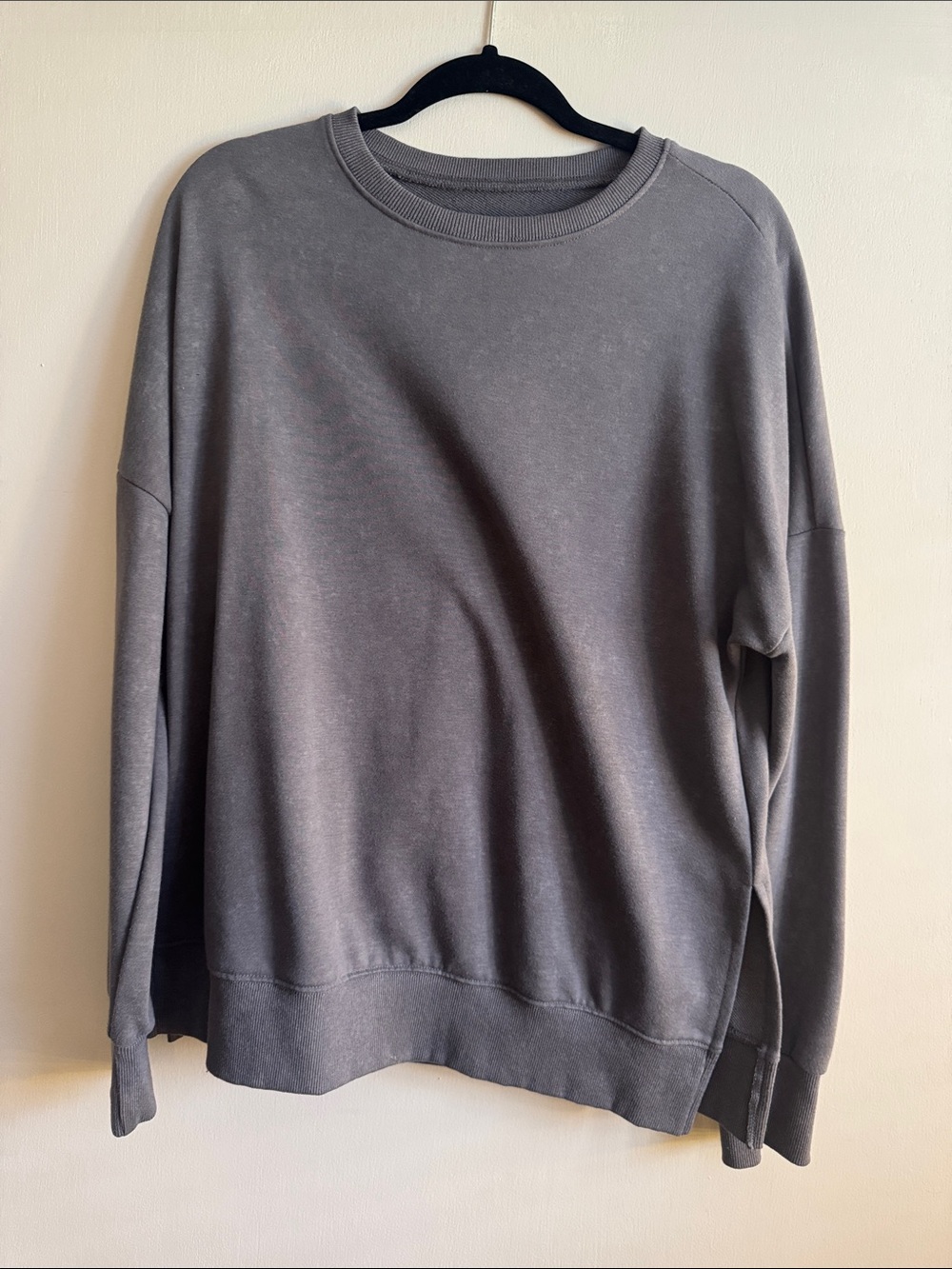 Women’s Crewneck Sweatshirt - Charcoal Gray